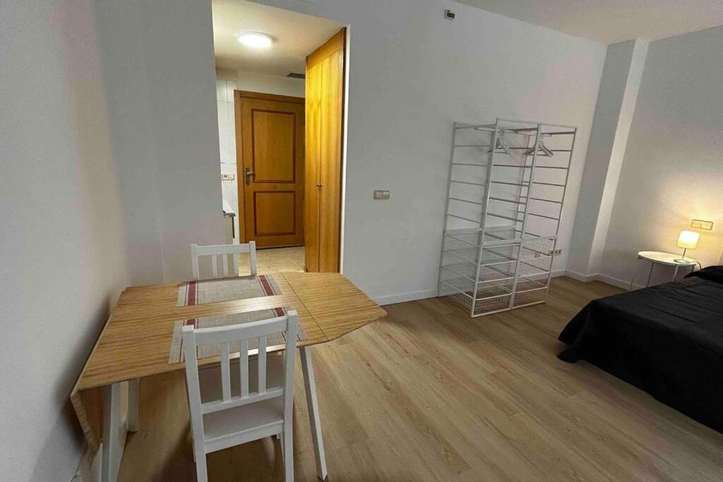 Room Pinar - Apartamento Con Todas Las Comodidades Madryt Zewnętrze zdjęcie